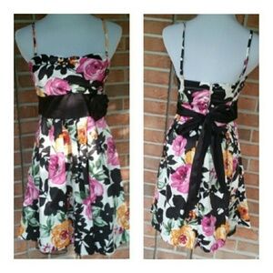 BEAUTIFUL❤️Speechless Dress....Gorgeous